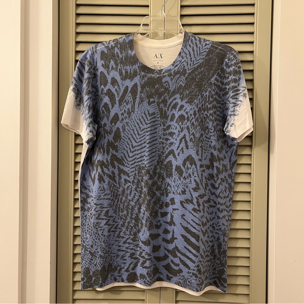 Armani Men’s T Shirt EUC